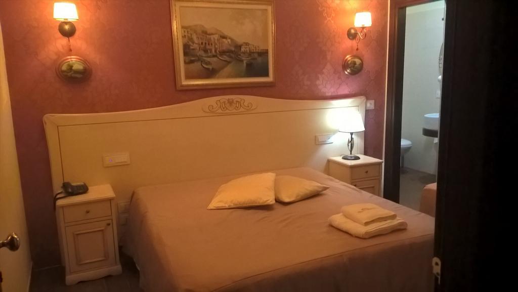 Hotel Villa Clementina Scafati Ngoại thất bức ảnh