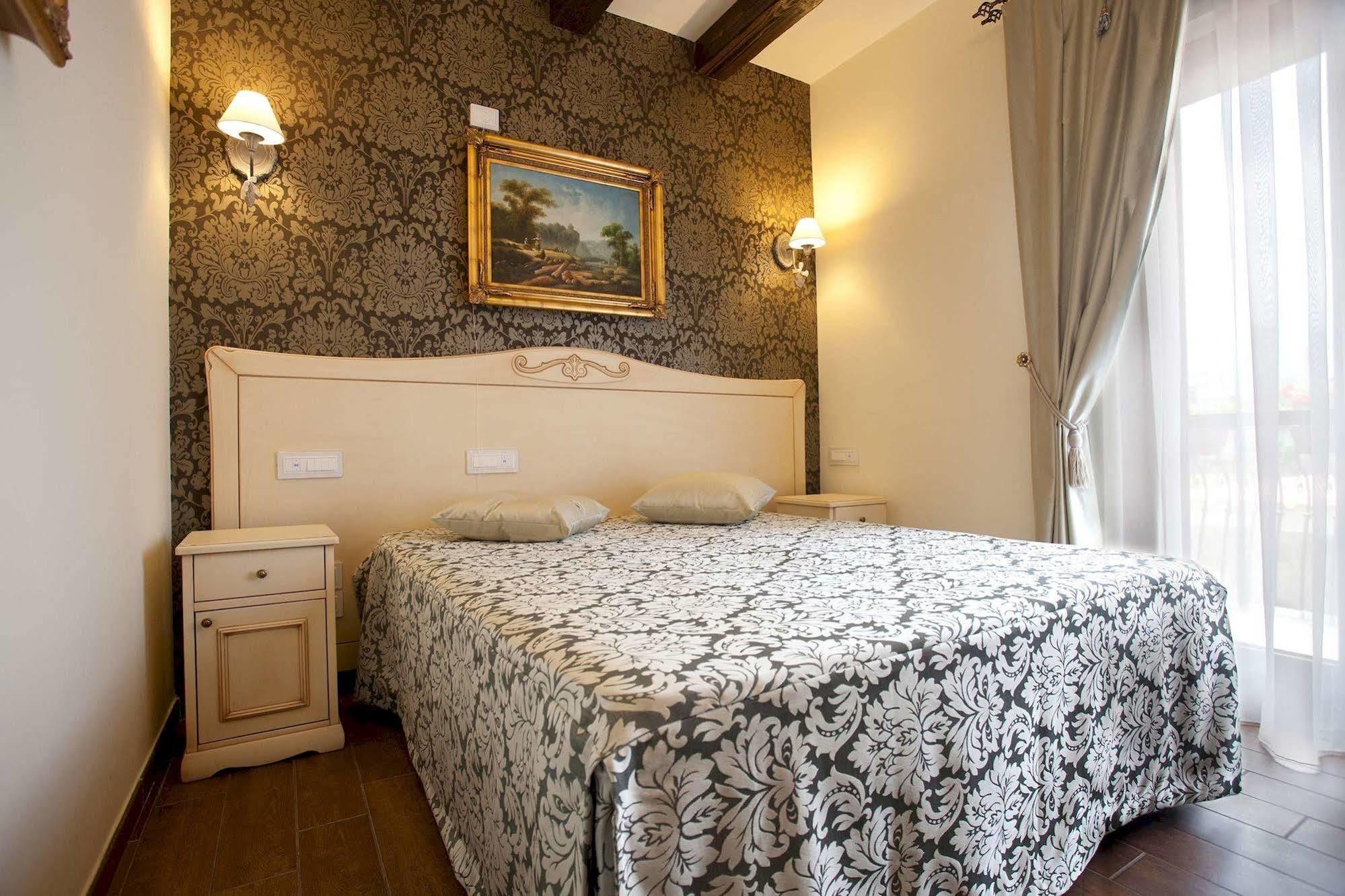 Hotel Villa Clementina Scafati Ngoại thất bức ảnh